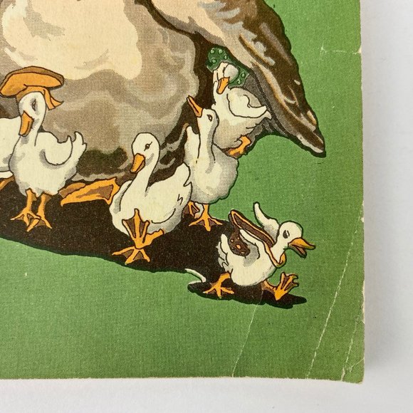 The Metropolitan Mother Goose vintage soft cover book - Picture 4 of 7